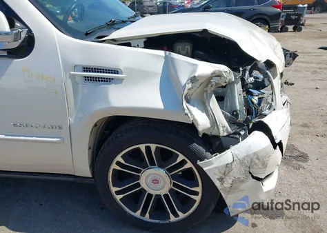 2013 Cadillac Escalade Premium from USA, damaged, VIN 1GYS3CEF0DR104742